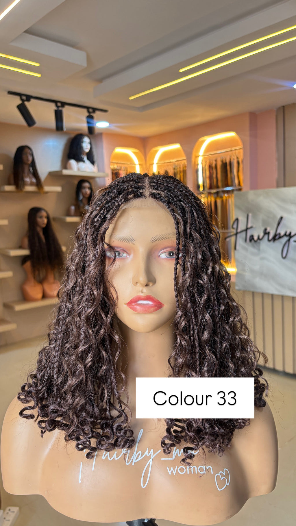 KNOTLESS BOHO BRAIDS WIG (short)